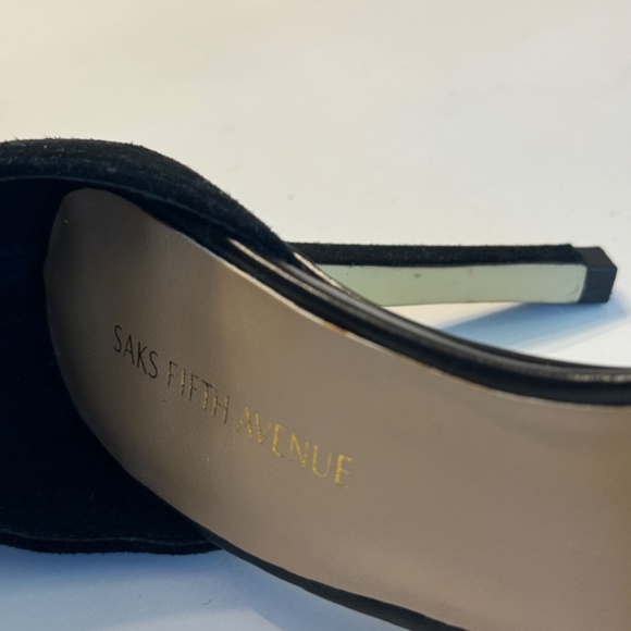 Saks Fifth Avenue black leather open toe heels Sandals size 6 - Picture 6 of 8